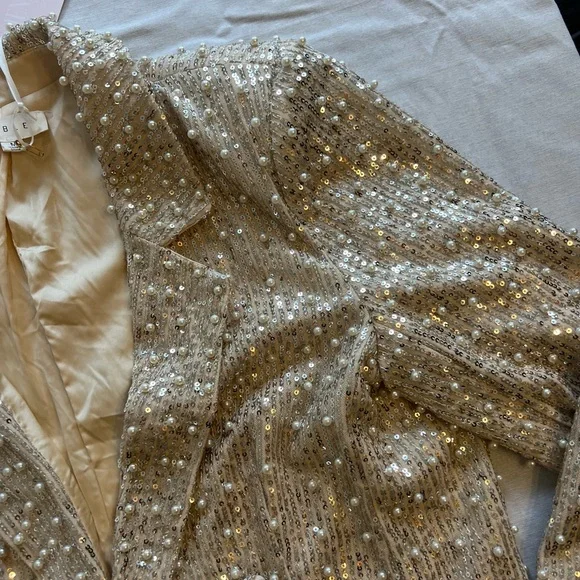 MABLE Silver Sequin With Pearls Women's Statement Piece Blazer NWT - Picture 4 of 13